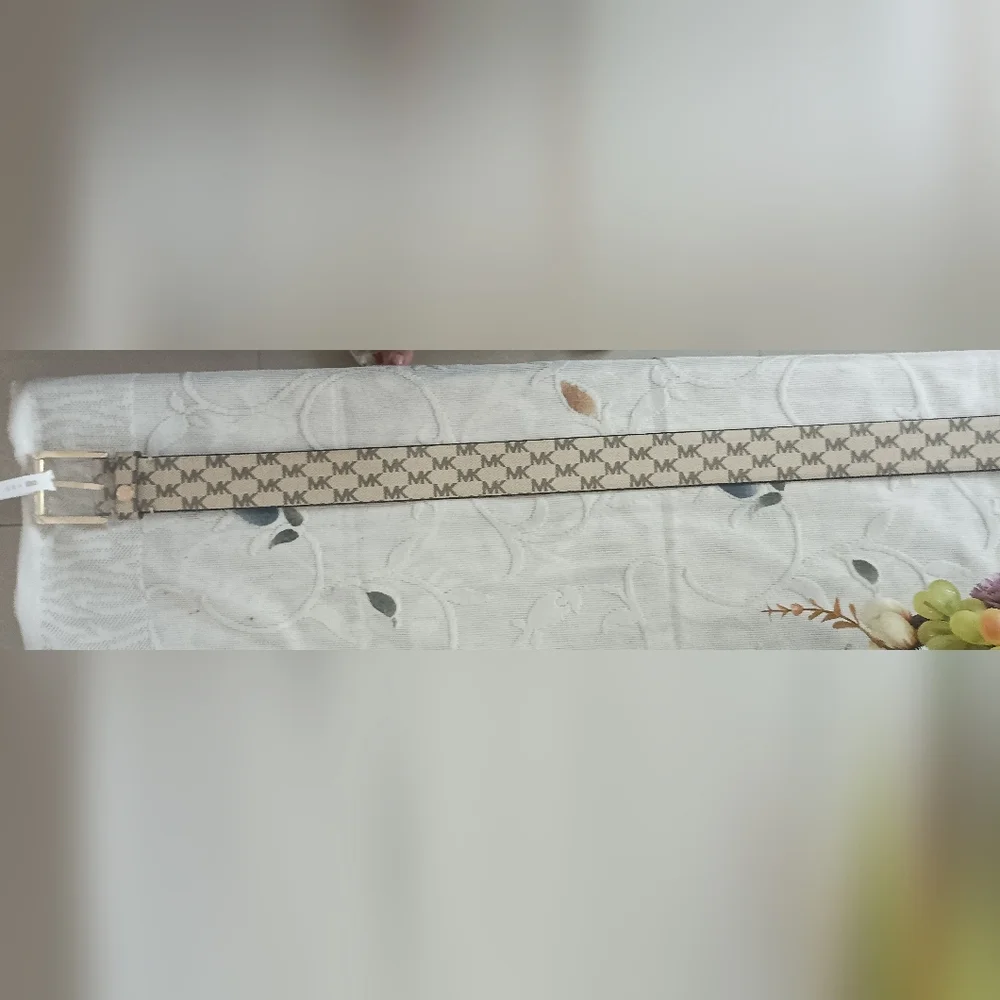 Authentic Michael Kors Womens Gold MK Buckle Belt Light Brown Signature Belt - Picture 8 of 14